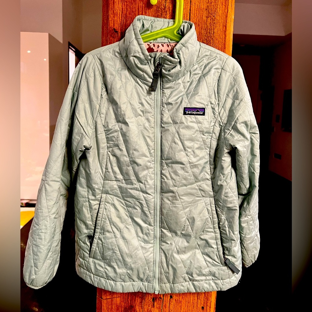 Patagonia Girls’ Nano Puff Jacket Size S(7-8) Gypsum Green